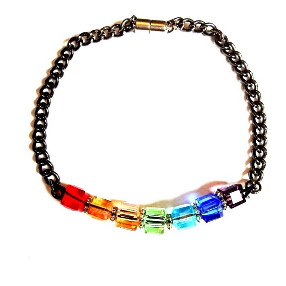 RAINBOW PRIDE BEADED BRACELET - Picture 1 of 8